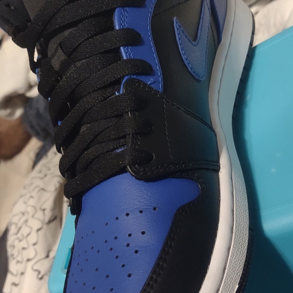 Jordan 1 mid hyper royal blue - Picture 3 of 11